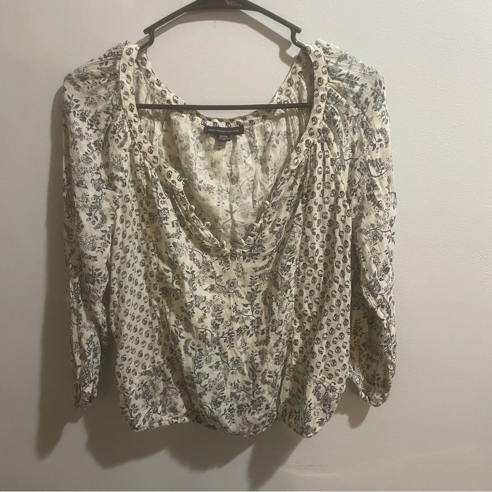 American Eagle Outfitters Floral Print Women's Top Size Small Cream Blue Boho